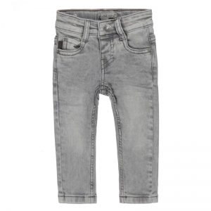  Grey jeans