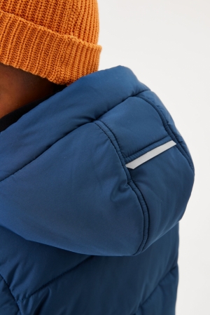  6027 Lunar blue
