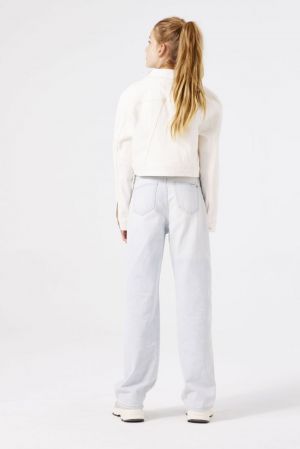  5057 White