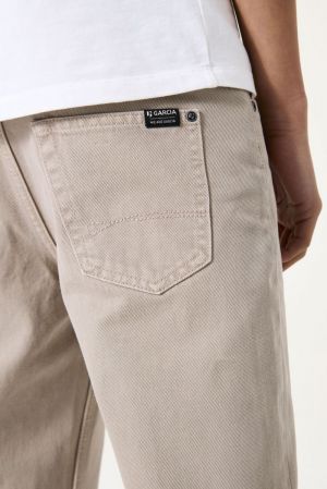  6658 Tree brown