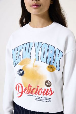  53 Off White