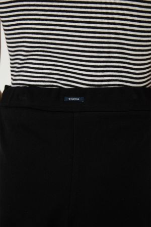  Off Black 