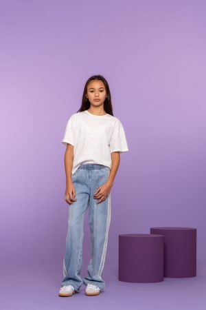  Off-White/Blue